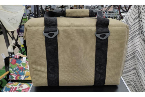 AO Coolersのアウトドア用品