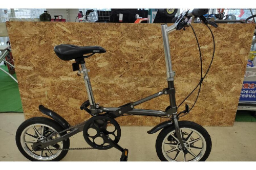 自転車の折りたたみ自転車