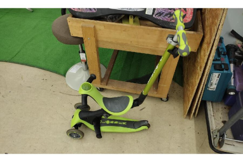 スポーツ用品のスポーツ用品