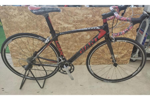 自転車のロードバイク