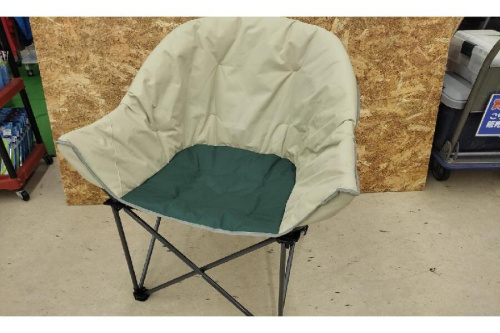 アウトドアのキャンプ