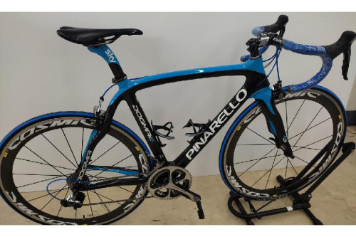 自転車のロードバイク