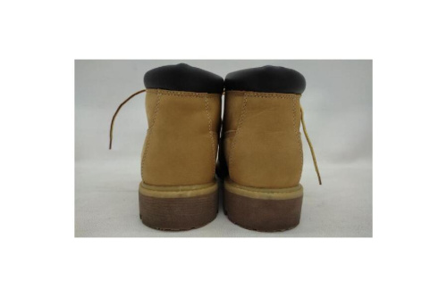 ティンバーランド(Timberland)のウォータープルーフ チャッカ ブーツ