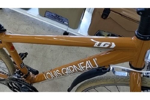 クロスバイクのLOUIS GARNEAU