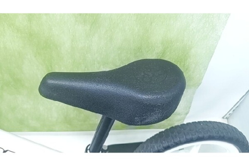 ストライダースポーツモデルの子供用自転車