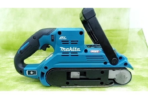 ベルトサンダのマキタ（MAKITA）