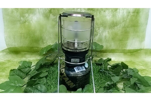 アウトドア用品のランタン