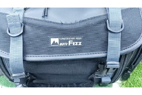 TANAXのシートバック