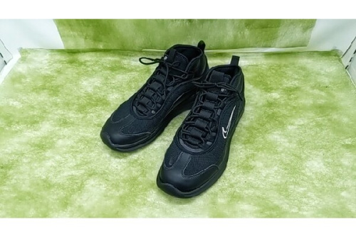 スポーツ用品のナイキ（NIKE）