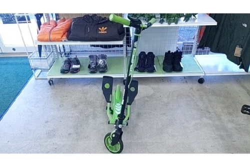 スポーツ用品のトイザラス