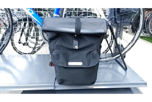 アウトドアのサイクリング