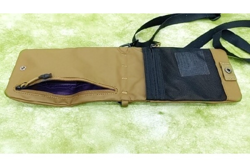 スマホポーチのトポロジー