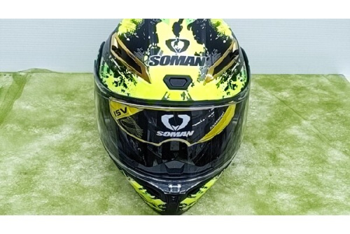 ヘルメットのSOMAN