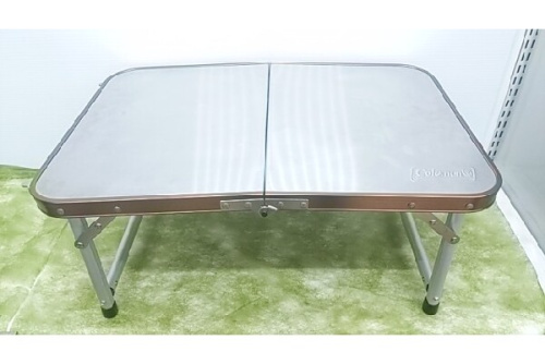 アウトドアテーブルのコールマン(Coleman)