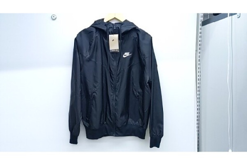 ジャケットのナイキ（NIKE）