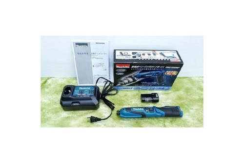 工具のインパクトドライバー