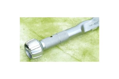 プリセット型トルクレンチ