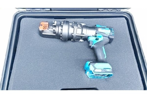 工具の鉄筋カッタ