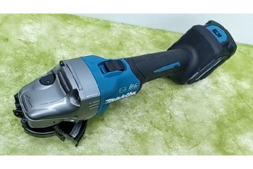 ディスクグラインダのマキタ（MAKITA）