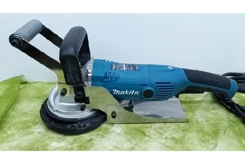 コンクリートカンナのマキタ（MAKITA）