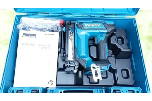 工具のタッカー