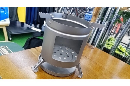 アウトドア・キャンプの焚火台