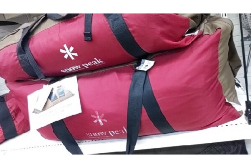 アウトドアのコールマン（Coleman）