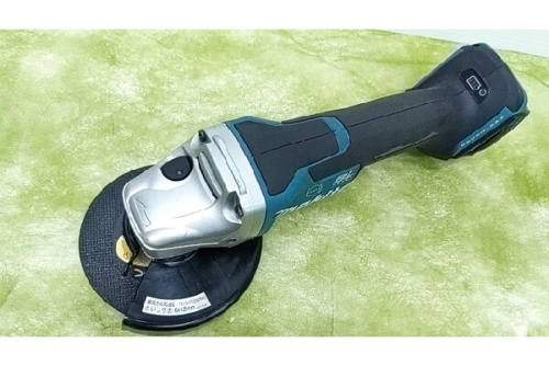 ディスクグラインダーのマキタ（MAKITA）
