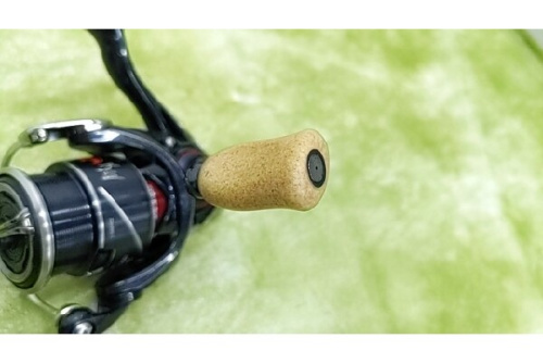 月下美人のスピニングリール
