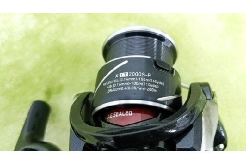 スピニングリール