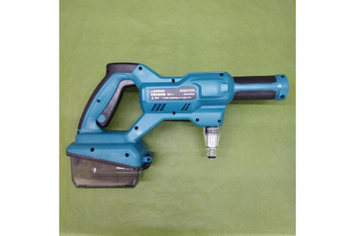 マキタ（MAKITA）の充電式洗浄機