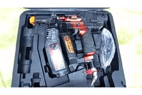 工具のねじ打ち機