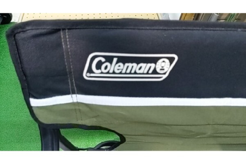 コールマン（Coleman）のテーブル付き