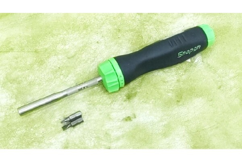 ドライバーのスナップオン（Snap-on）