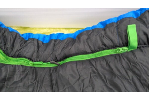 シュラフのスリーピングバッグ