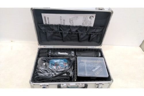 工具のドライバドリル