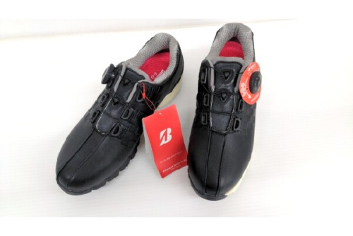 ゴルフシューズのBRIDGESTON