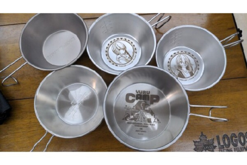 アウトドアのキャンプ