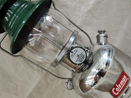 アウトドアのコールマン