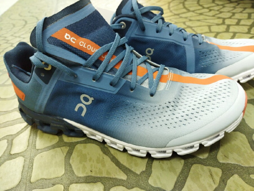 Cloudのランニングシューズ