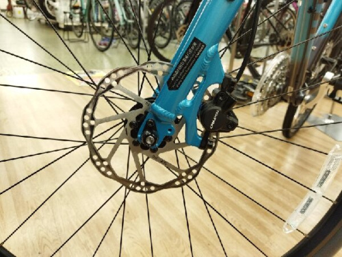 クロスバイクの自転車強化店