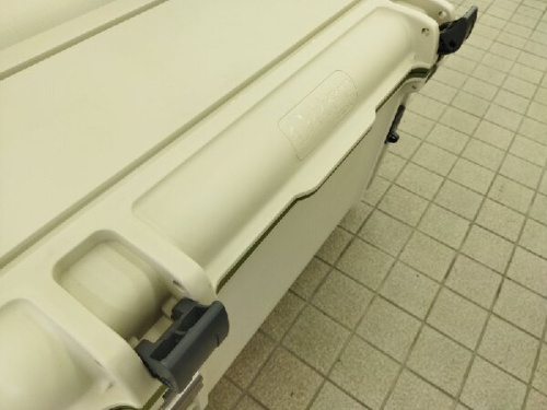 アウトドア用品強化店