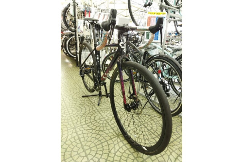 シクロクロスバイクのLiv