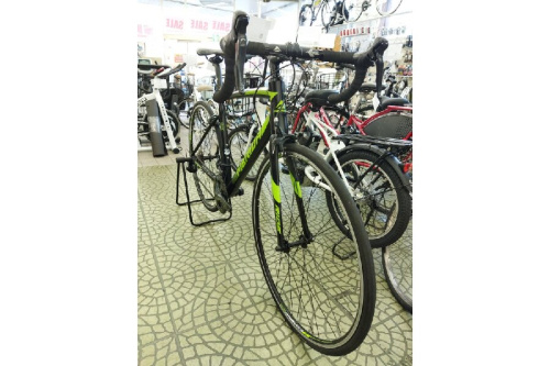 MERIDAのロードバイク