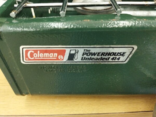 Colemanのガソリンツーバーナー