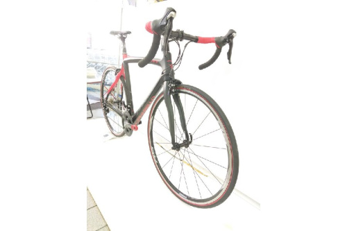 ピナレロのPINARELLO