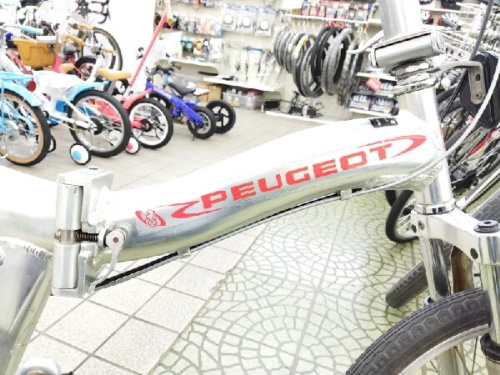 折り畳み自転車のPEUGEOT