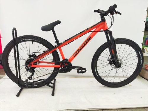 自転車強化店のマウンテンバイク