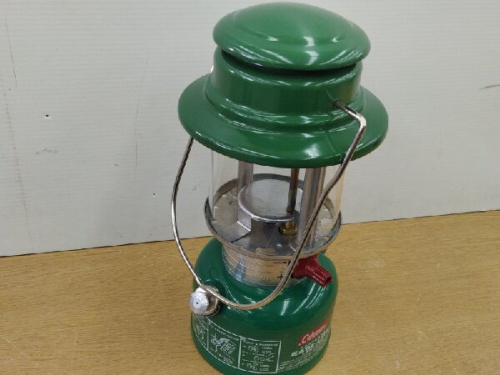 ガソリンランタンのColeman