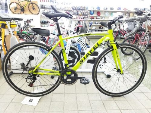 自転車強化店のロードバイク